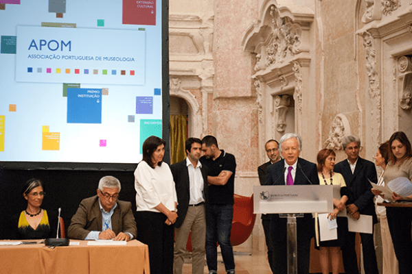 Exposição “Visões” ganha menção honrosa